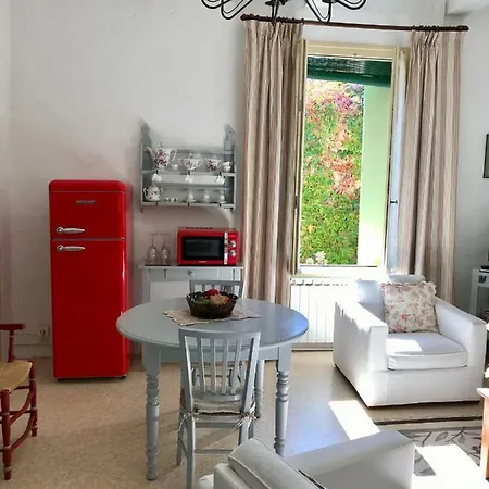 Сasa de vacaciones L'enclos Du Micocoulier